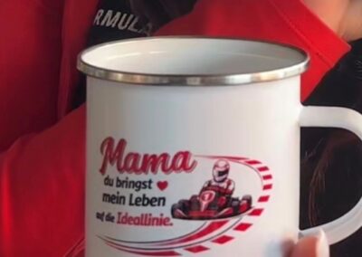 Gewinnspiel – Wann fliegt die Tasse?